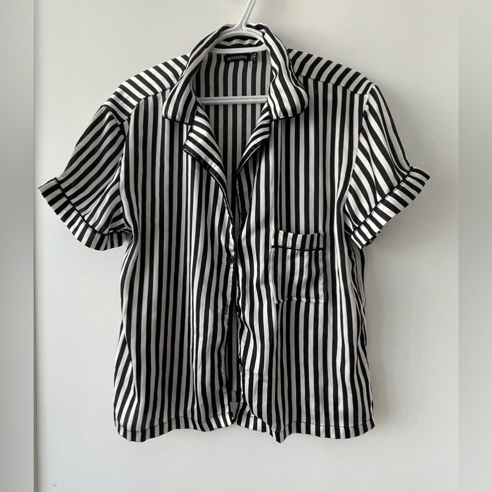 Pretty Little Thing Striped Satin PJ Button Up Top - size US 8
